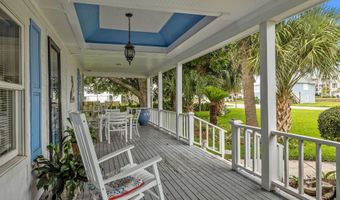 319 Old Causeway Rd, Atlantic Beach, NC 28512