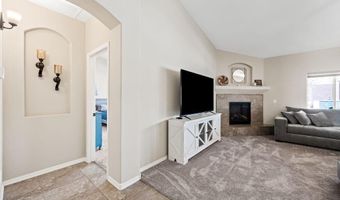 86 E MOON Vis, Apache Junction, AZ 85119