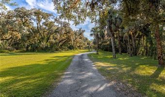 19650 N River Rd, Alva, FL 33920