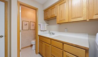 10 Fyne Ln, Bella Vista, AR 72715