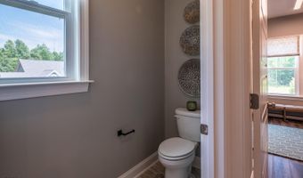 326 Oak Meadow Ln, Angier, NC 27501