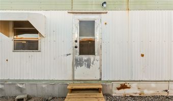 587 Harbor Dr, Bullhead City, AZ 86442