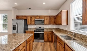 916 Garden Ct, Carson City, NV 89705