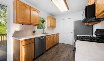 249 Keller St, Bayville, NJ 08721