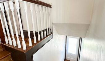 423 Hamilton St Floor 2, Albany, NY 12203