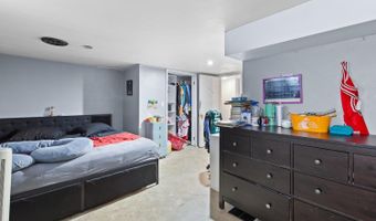 260 Renfrew Ave, Adrian, MI 49221