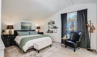 283 S DOLPHIN St, Rockaway Beach, OR 97136