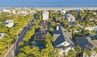 698 BEACH Ave, Atlantic Beach, FL 32233