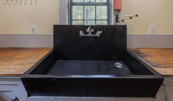 94 Cold Pond Rd, Acworth, NH 03601