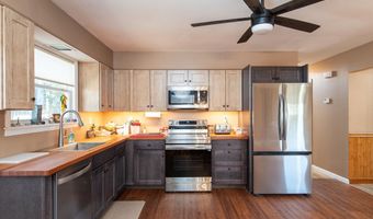 10 Spruce Ln, Barre, VT 05641