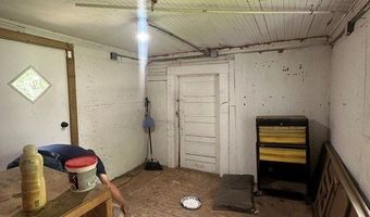 490 E Holley, Alba, TX 75410