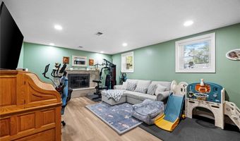 4241 Wedgewood Dr, Austintown, OH 44511