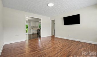 79 Walnut St, Badin, NC 28009
