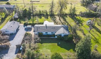 17405 Maryann Ln, Anderson, CA 96007