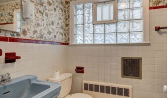 176 Stearns St, Bristol, CT 06010