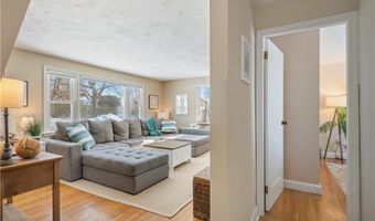 11 O'Donnell Rd, Middletown, RI 02842