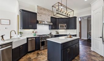 2413 Versailles Dr, Heath, TX 75032