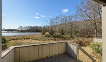 255 Fishing Cove Rd, North Kingstown, RI 02852