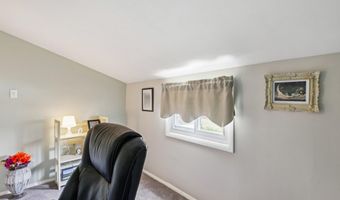30 Clark Pl, Avenel, NJ 07001