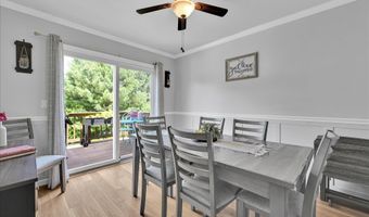 637 FULTON St, Akron, PA 17501