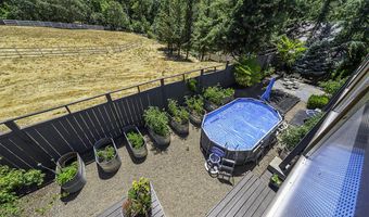 753 Wrights Creek Dr, Ashland, OR 97520