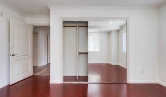 700 S Ardmore Ave 204, Los Angeles, CA 90005