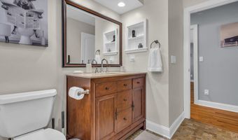65 Shell St, Beachwood, NJ 08722