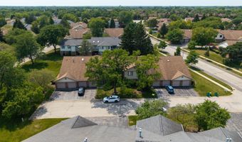 1511 W Pheasant Trail Ln 2, Arlington Heights, IL 60004