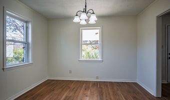 201 College St, Batesville, MS 38606