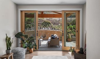 923 Merlo Ct, Carlsbad, CA 92011