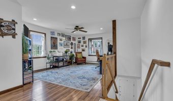 854 Main St, Belford, NJ 07718