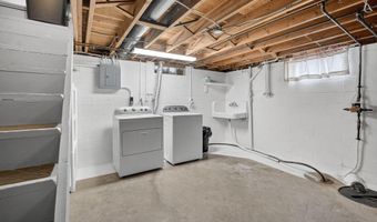 123 16th St, Ames, IA 50010