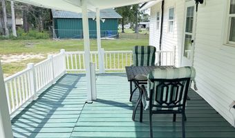 1161 Sweetgum Ln, Baxley, GA 31513