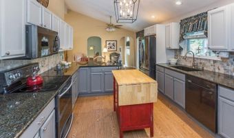 130 Lake Iliff Rd, Andover, NJ 07860