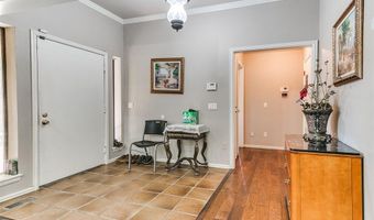 8101 Brownsville Ln, Bethany, OK 73008