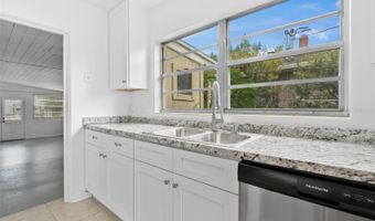 1039 THORNTON Ave, Orlando, FL 32803