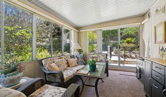 18 Paseo Margarita 234, Camarillo, CA 93012