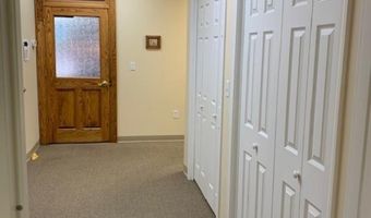 612 Campus Dr, Abingdon, VA 24210