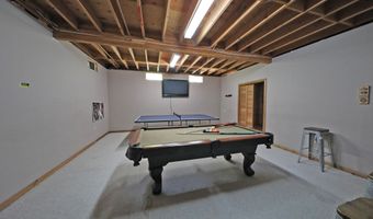 707 Benton Hill Rd, Becket, MA 01223