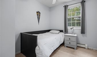 14 Jackson Schoolhouse Rd, Glocester, RI 02814