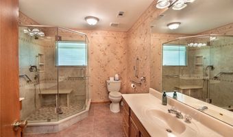 1341 Valley Dr, Akron, OH 44312