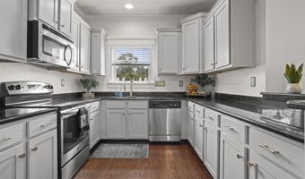 13090 Pine Valley Ln, Biloxi, MS 39532