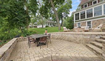 42037 N Old Lake Ave, Antioch, IL 60002
