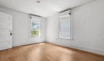 12 E Summer St, Bangor, ME 04401