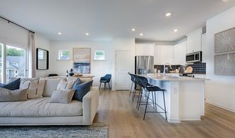 51 Shay St, Angier, NC 27501