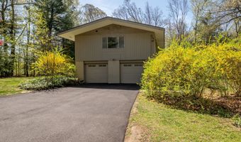 87 Pleasant Dr, Bethany, CT 06524