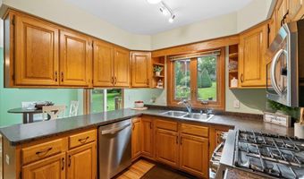 2524 CARRIEDALE Ct, Fitchburg, WI 53711