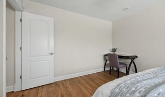 4568 Shade Rd, La Mesa, CA 91941