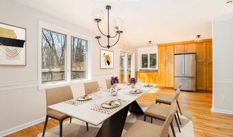73 A Long Meadow Hill Rd, Brookfield, CT 06804