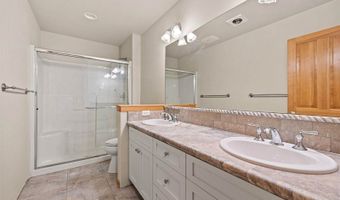 28 Grand View Ln, Bellingham, WA 98229